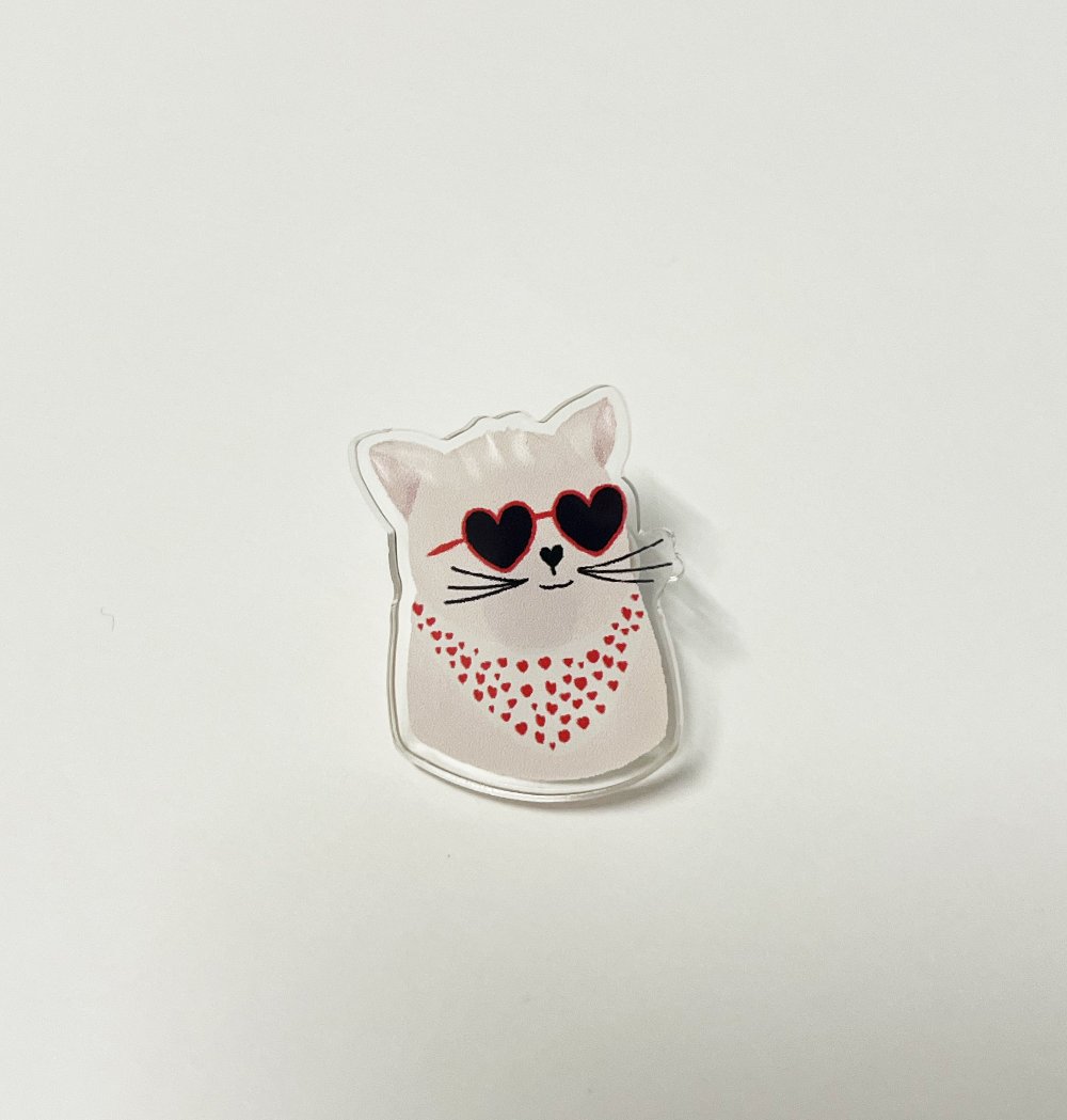 pins-chat-lunettes-coeur-green-and-paper